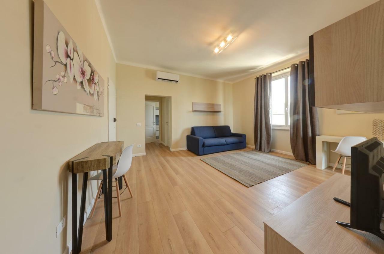 Blu Sea Apartments 皮特拉利古 外观 照片