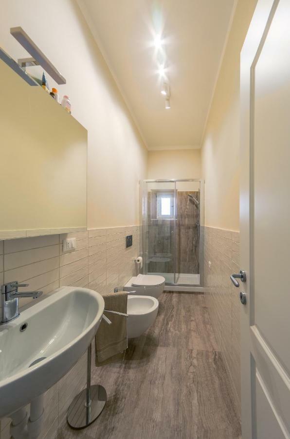 Blu Sea Apartments 皮特拉利古 外观 照片